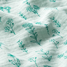 Lade das Bild in den Galerie-Viewer, Halstuch abgerundet mit Druckknopf | personalisiert mit Wunschnamen | Bio-Musselin-Baumwolle