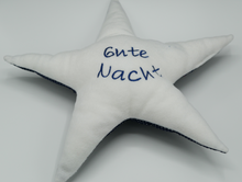 Lade das Bild in den Galerie-Viewer, Seesternkissen - personalisiert mit Wunschnamen