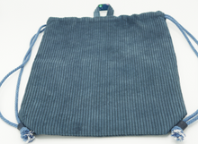 Lade das Bild in den Galerie-Viewer, Turnbeutel-Rucksack-Kombo | personalisiert mit Wunschnamen &amp; -motiv | Cord in BLAU
