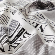 Lade das Bild in den Galerie-Viewer, Leseknochen (3D) - Newspaper - personalisiert mit Wunschnamen
